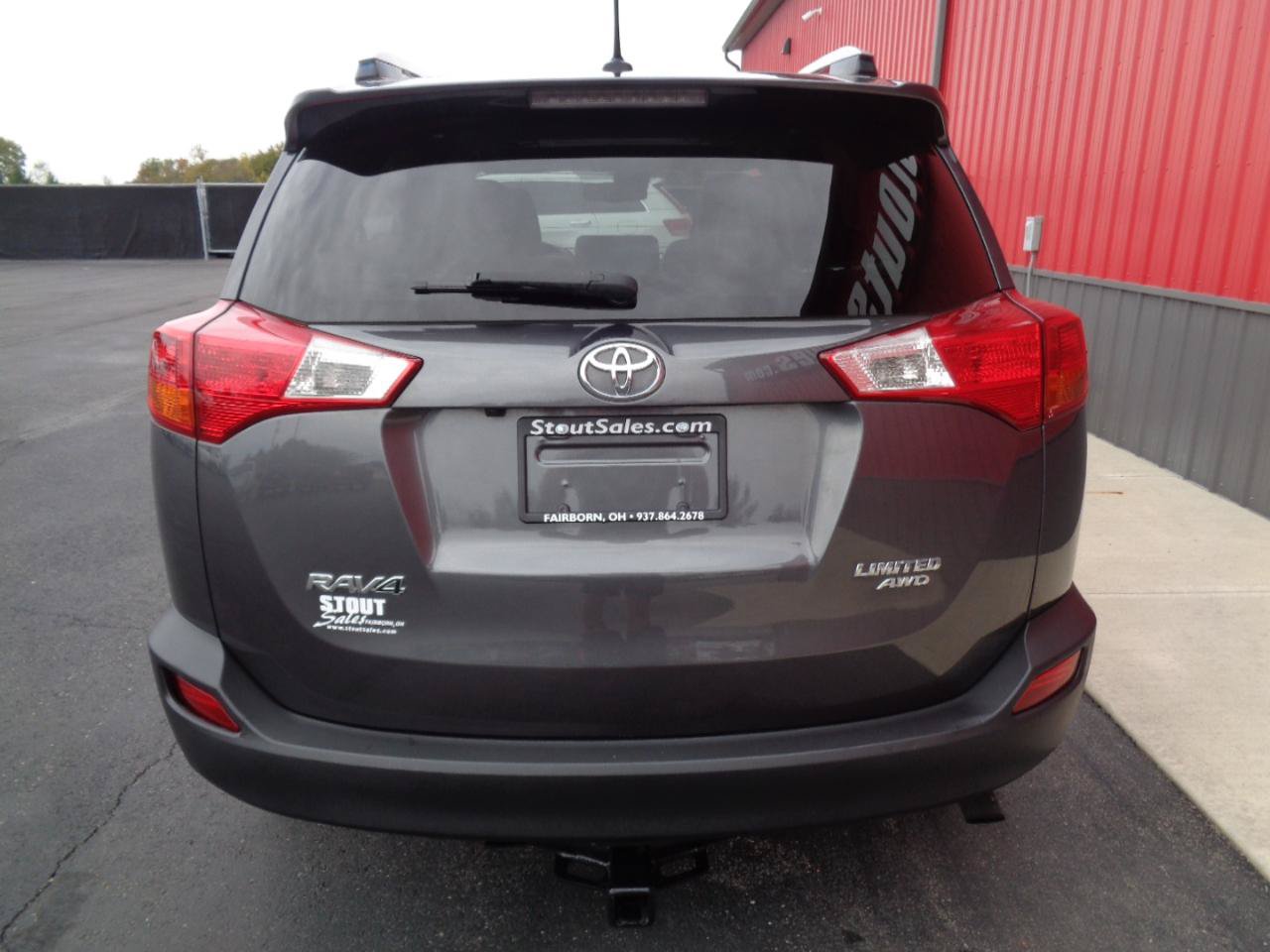 Used 2015 Toyota RAV4 Limited w/ Technology Package AWD/4WD image 6
