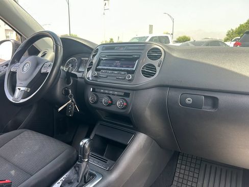 Used 2013 Volkswagen Tiguan S AWD/4WD image 27