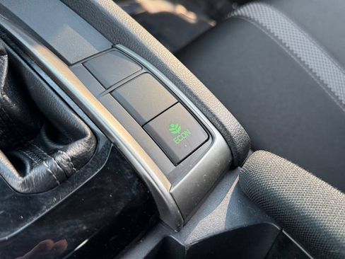 Used 2020 Honda Civic EX image 26
