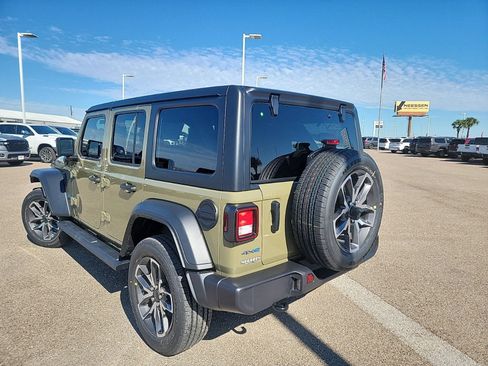 Used 2025 Jeep Wrangler Unlimited Sport S 4xe w/ Convenience Group AWD/4WD image 10