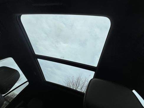 Used 2022 Chevrolet Tahoe RST w/ Luxury Package image 28