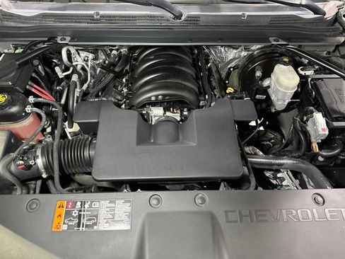 Used 2018 Chevrolet Tahoe LS w/ Skid Plate Package AWD/4WD image 7