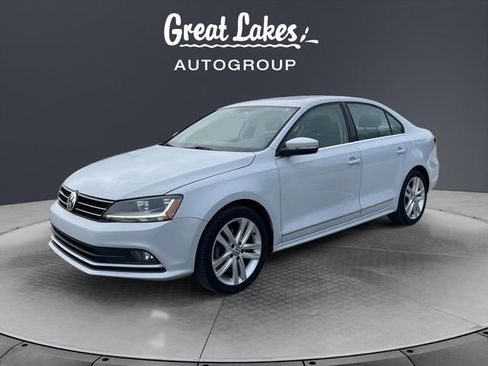 Used 2017 Volkswagen Jetta SEL FWD image 1