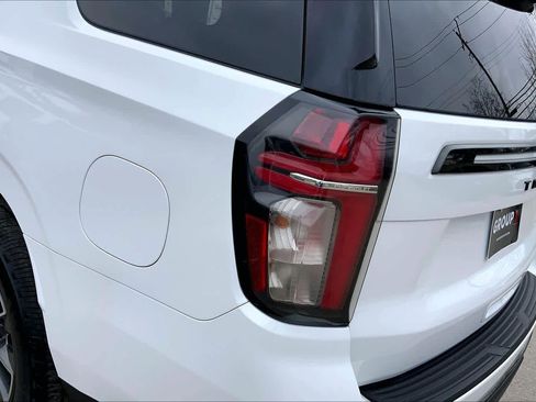 Used 2021 Chevrolet Tahoe Z71 w/ Rear Media and Nav Package image 28