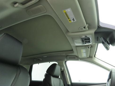 Used 2026 Acura MDX w/ Technology Package FWD image 19
