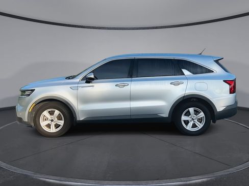 Used 2022 Kia Sorento LX FWD image 5