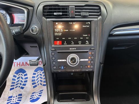 Used 2017 Ford Fusion Energi Titanium image 24