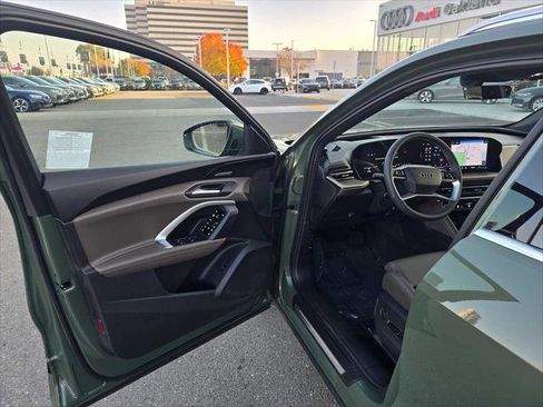 New 2025 Audi Q5 Prestige image 21