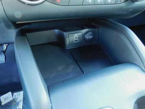 New 2026 Ford Escape ST-Line w/ Cold Weather Package AWD/4WD image 19