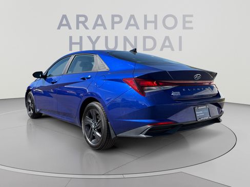 Used 2023 Hyundai Elantra SEL FWD image 3