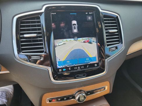 Used 2023 Volvo XC90 B6 Plus w/ Protection Package Premier image 34