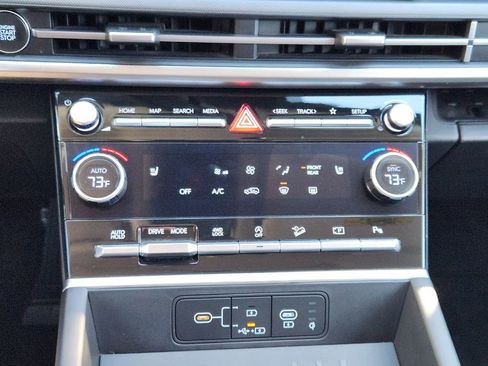 Used 2024 Hyundai Santa Fe XRT image 18