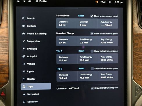 Used 2018 Tesla Model X 100D image 29