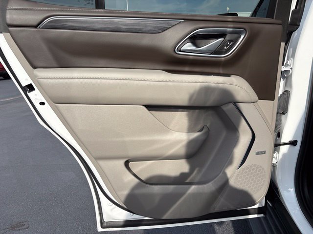 Used 2021 GMC Yukon SLT RWD image 16