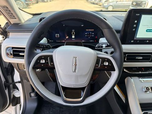New 2026 Lincoln Aviator Reserve AWD/4WD image 24