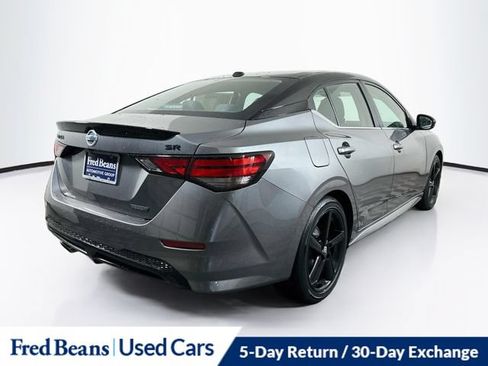 Used 2023 Nissan Sentra SR w/ Midnight Edition Package FWD image 10