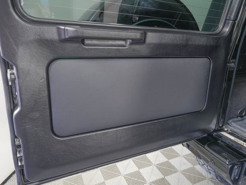 Used 2018 Mercedes-Benz G 550 image 12