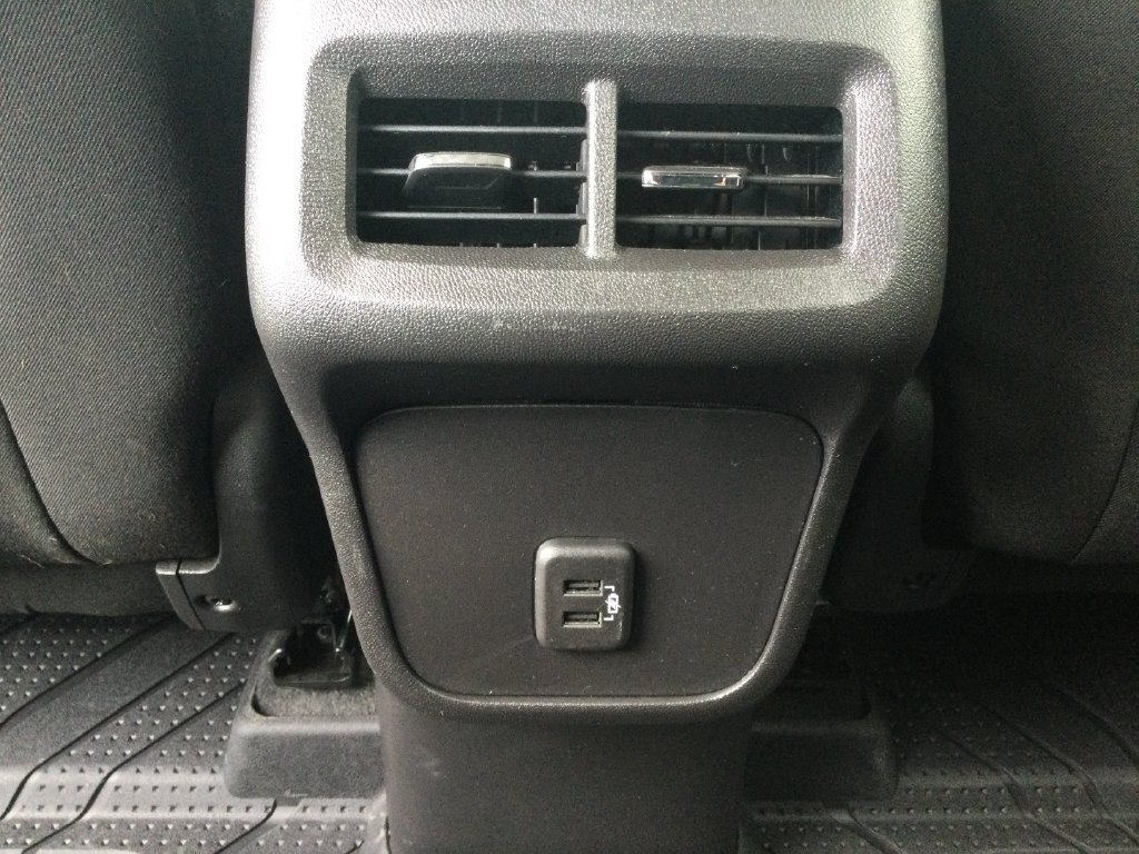 Used 2024 Chevrolet Equinox LT w/ LPO, Floor Liner Package FWD image 29