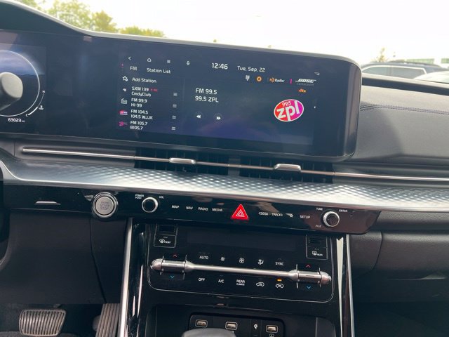 Certified 2024 Kia Carnival SX Prestige FWD image 17