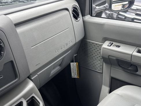 New 2024 Ford E-350 and Econoline 350 Super Duty w/ Power Windows & Locks Group image 25