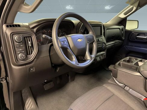 Used 2025 Chevrolet Silverado 1500 Custom AWD/4WD image 3