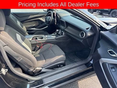 Used 2021 Chevrolet Camaro LT RWD image 10