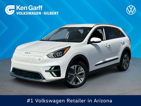 Used 2022 Kia Niro EX w/ Cold Weather Package FWD image 1