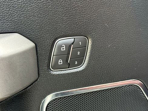 Used 2019 Ford F150 Platinum w/ Technology Package AWD/4WD image 21