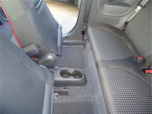 Used 2017 FIAT 500 Pop image 13