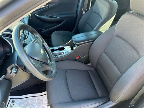 Used 2023 Chevrolet Malibu LT image 9