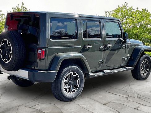 Used 2015 Jeep Wrangler Unlimited Sahara w/ Connectivity Group image 6