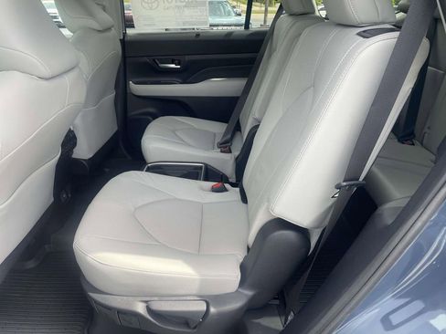 New 2026 Toyota Grand Highlander AWD image 10