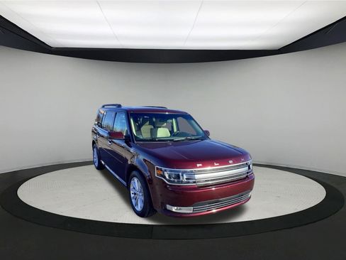 Used 2018 Ford Flex Limited w/ Equipment Group 301A image 2