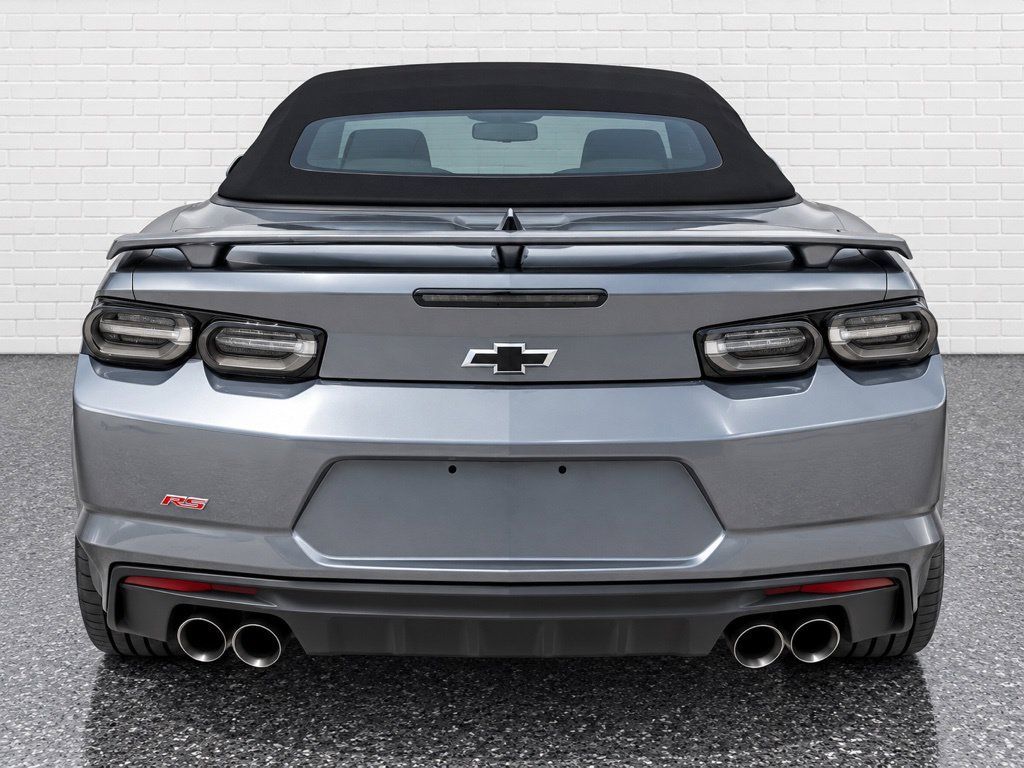 Used 2022 Chevrolet Camaro SS RWD image 4