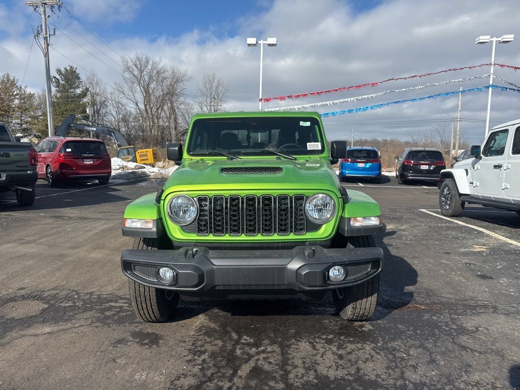 Used 2025 Jeep Gladiator Sport AWD/4WD image 15