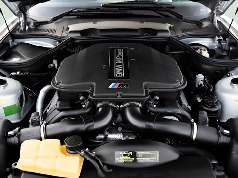 Used 2001 BMW Z8 image 16