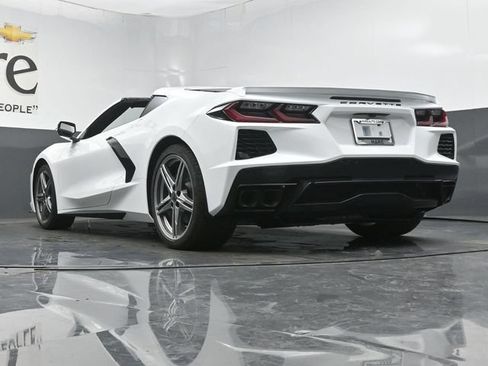 New 2027 Chevrolet Corvette Stingray Coupe w/ 2LT RWD image 5
