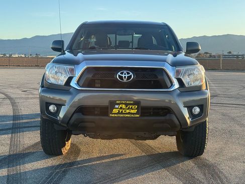 Used 2012 Toyota Tacoma 4x4 Double Cab image 12