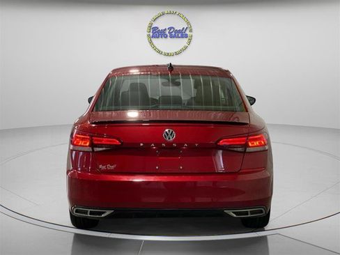 Used 2020 Volkswagen Passat 2.0T R-Line FWD image 4