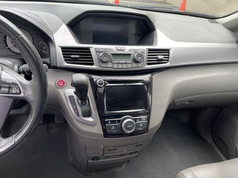 Used 2014 Honda Odyssey EX-L image 24