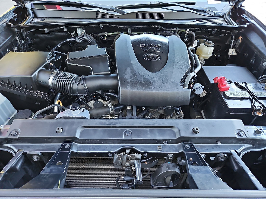 Certified 2023 Toyota Tacoma TRD Sport AWD/4WD image 28