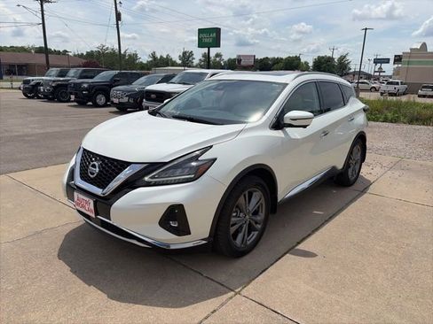 Used 2022 Nissan Murano Platinum w/ Cargo Package AWD/4WD image 2