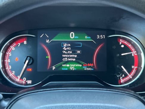 Certified 2023 Toyota RAV4 LE FWD image 27