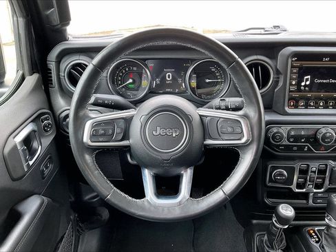 Certified 2023 Jeep Wrangler Unlimited Sahara w/ Cold Weather Group AWD/4WD image 10
