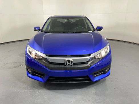 Used 2018 Honda Civic EX-L image 2
