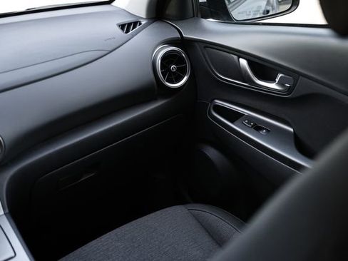 Used 2023 Hyundai Kona SEL w/ Cargo Package FWD image 28
