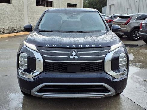New 2025 Mitsubishi Outlander SE FWD image 6