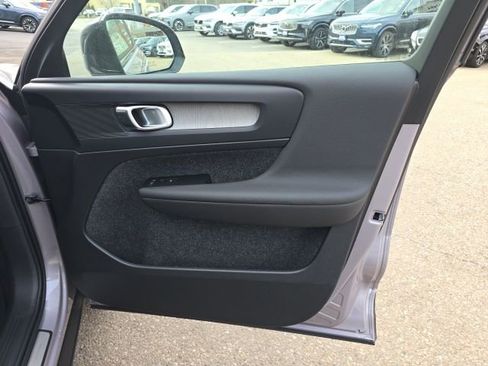 New 2026 Volvo XC40 B5 Plus w/ Climate Package AWD/4WD image 13