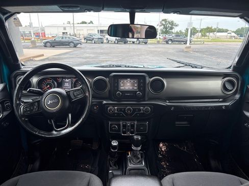 Used 2019 Jeep Wrangler Unlimited Sport S AWD/4WD image 8
