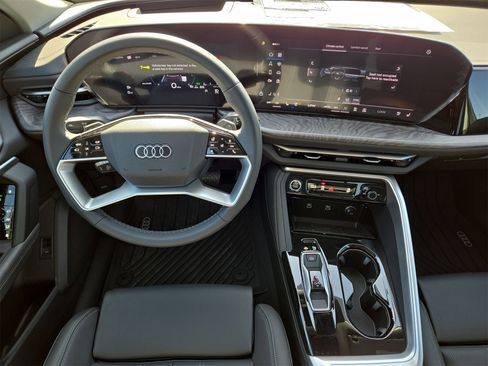 New 2025 Audi Q5 Premium Plus image 14